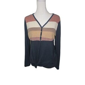 24/7 Maurices Women's Gray Colorblock Fitted‎ Henley Long Sleeve Tee Size 1X Top
